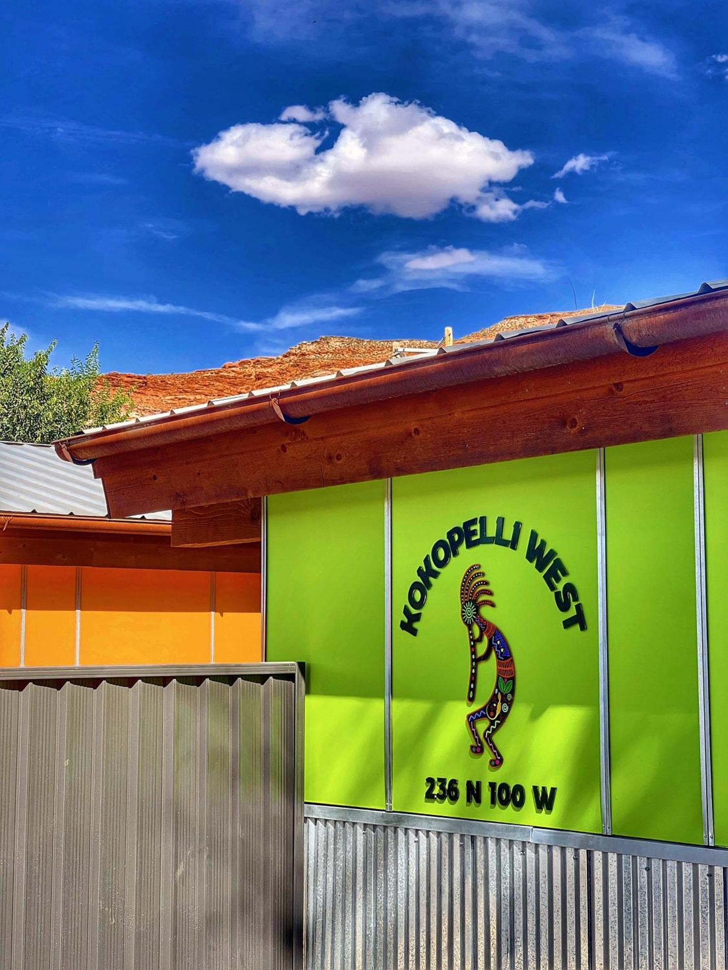 Downtown Kokopelli West 3 - Newly Remodeled Stylish Studio モアブ エクステリア 写真